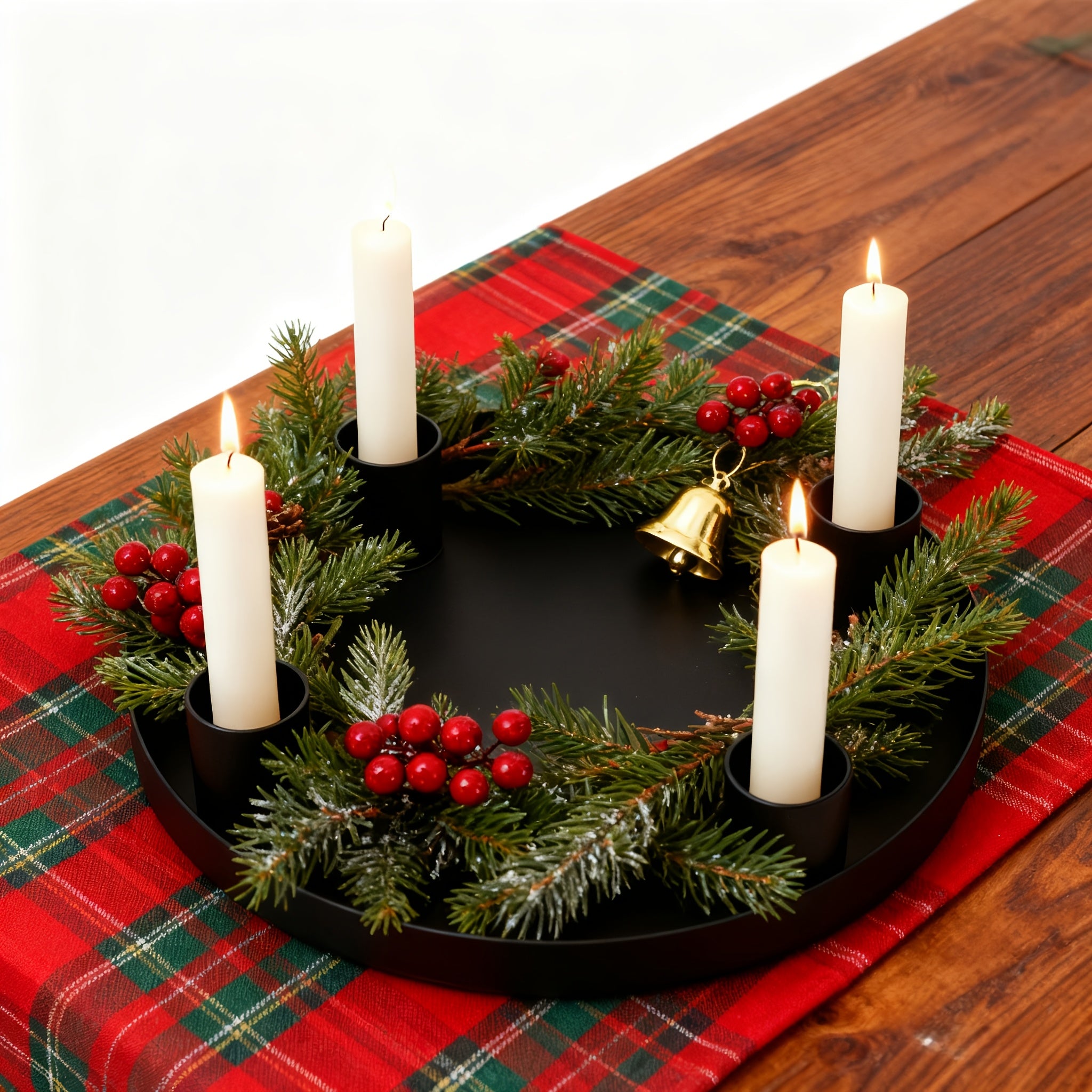 Adventný veniec – čierny