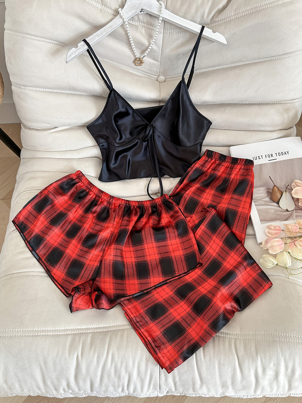 Pyžamo pre ženy – čierno-červené