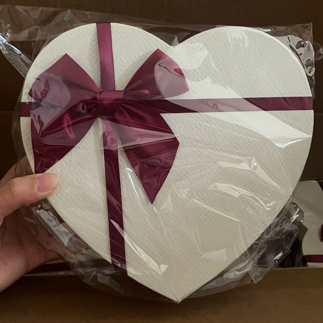 Darčeková krabička – červená a krémová