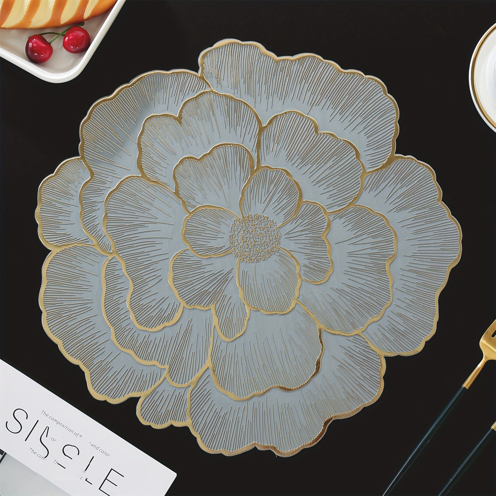 Podložky pod taniere – zlaté a strieborné