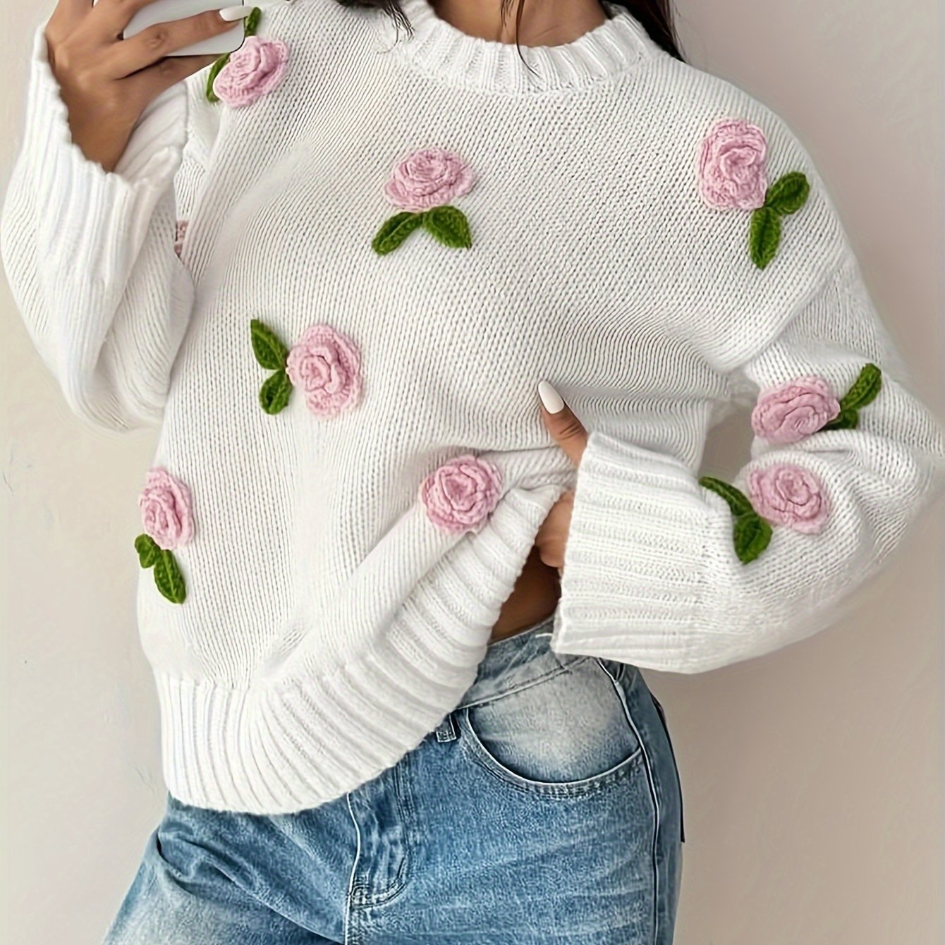 Dámsky kvetinový sveter – biely