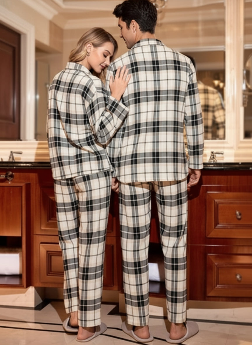 Pyžamo pre pár – kárované