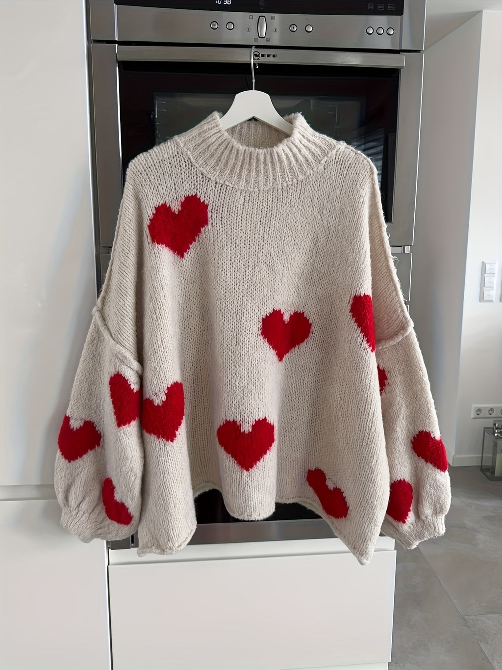 Dámsky elegantný pulóver – béžový