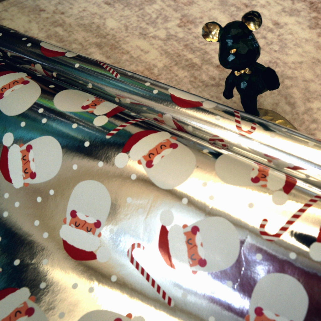 Vianočný papier na darčeky – Santa