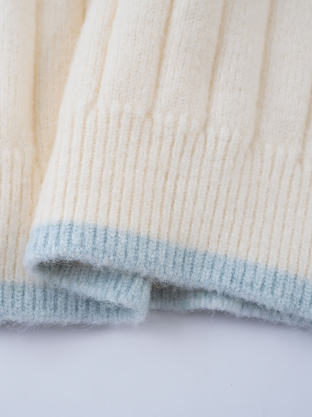 Detský sveter – svetlomodrý