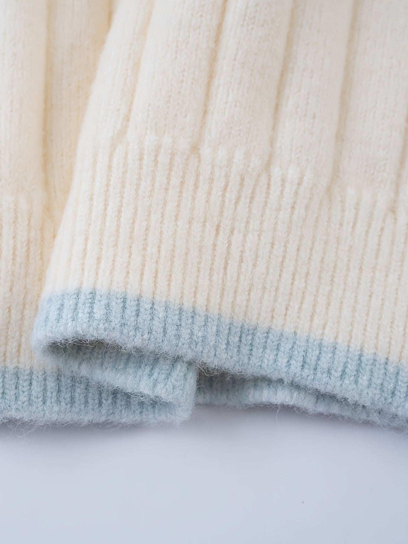 Detský sveter – svetlomodrý