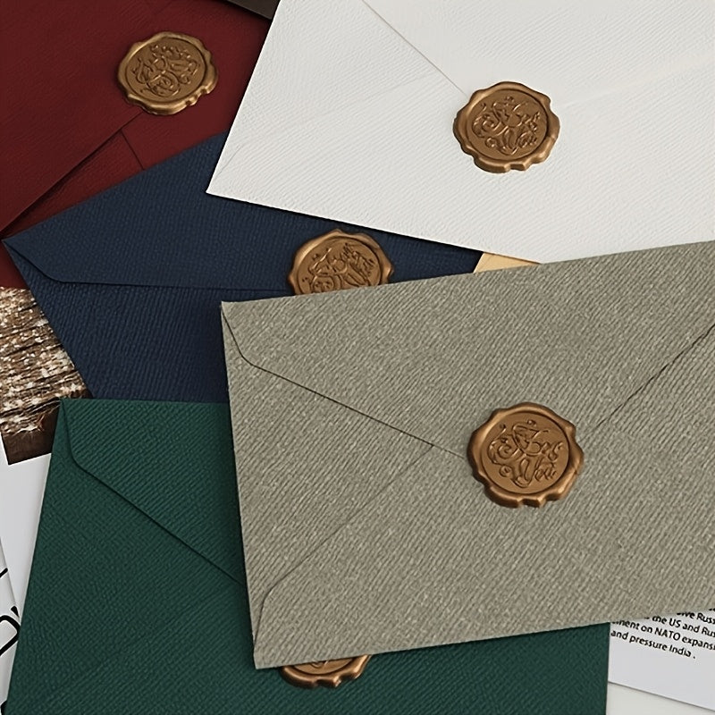 Sada vintage obálok – červené a tmavozelené