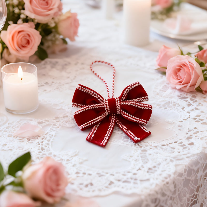 Vianočné ozdoby – červené a biele mašle