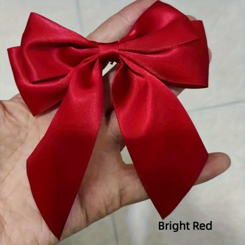 Dekorácie s dvojitými stuhami