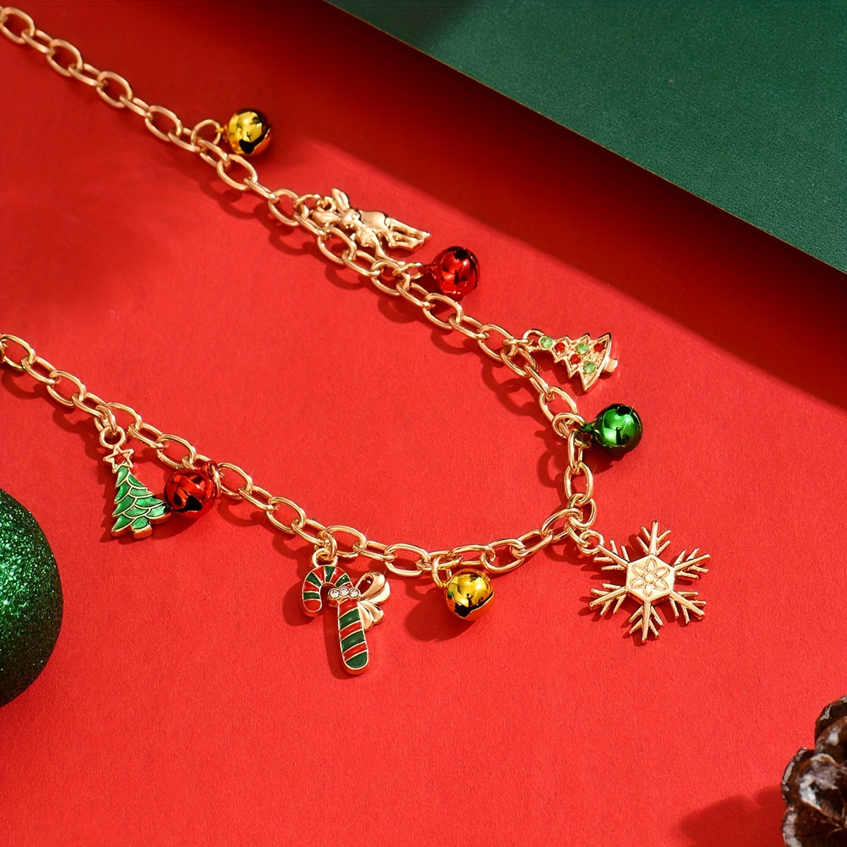 Vianočný náhrdelník – polychrómny