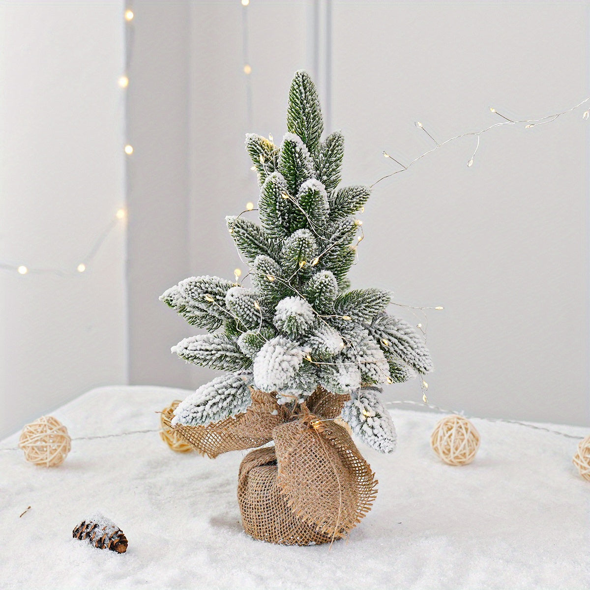 Umelý vianočný stromček – 28cm a 40cm