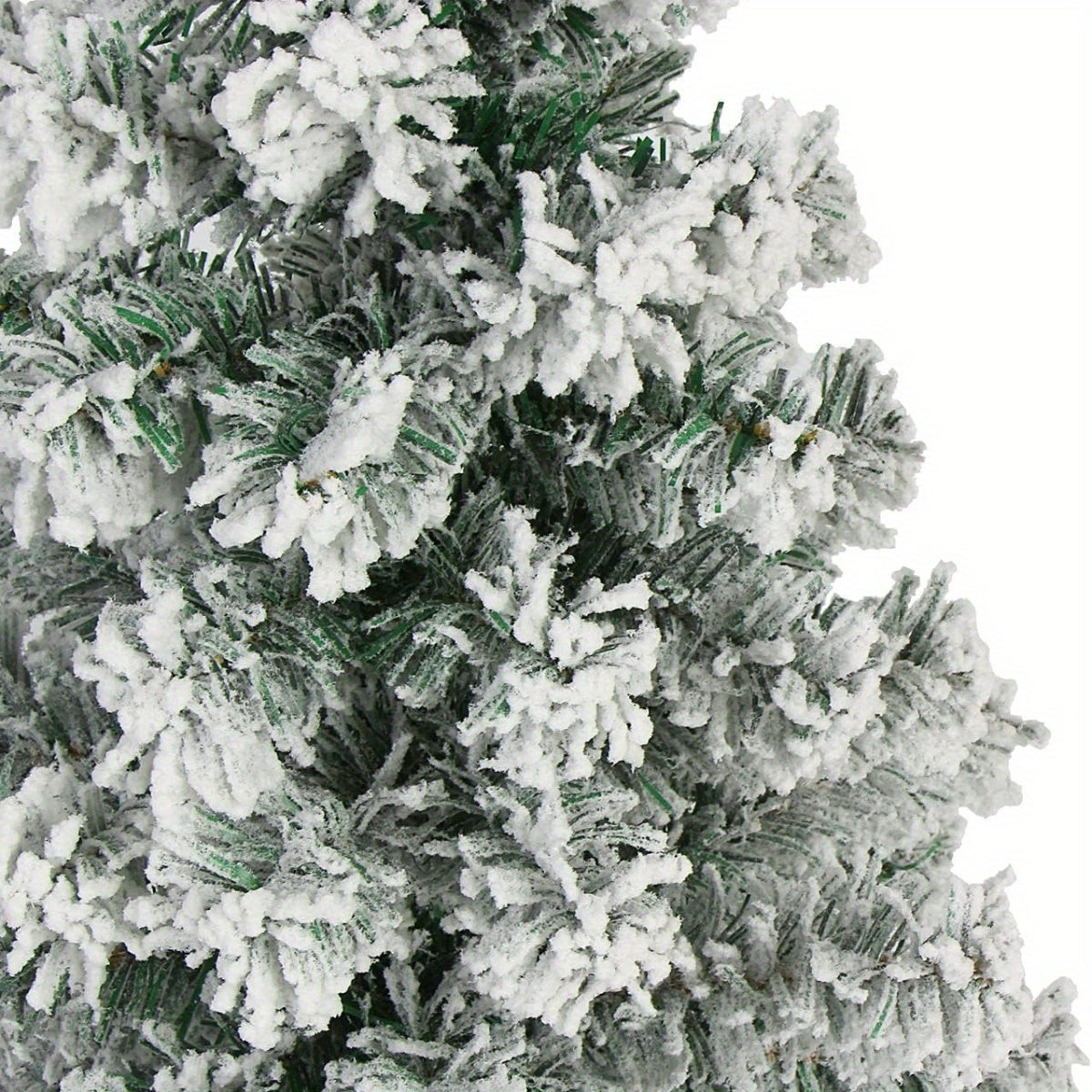 Vianočný stromček – snehom pokrytý