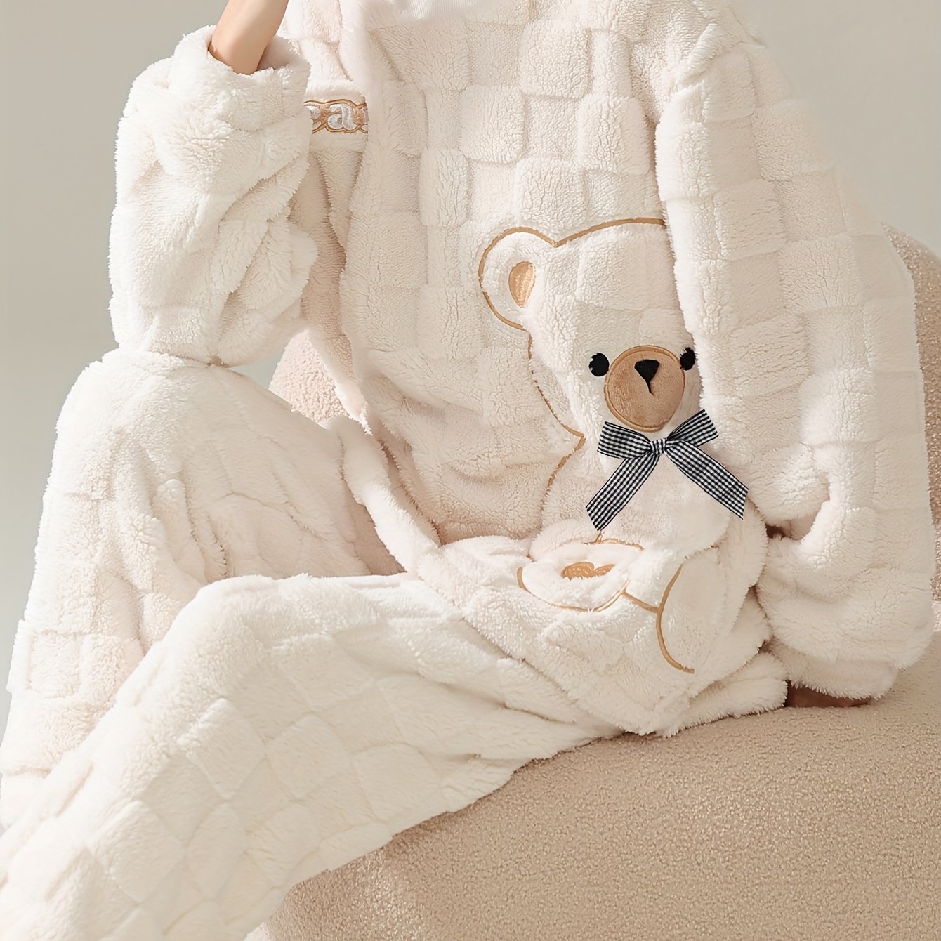 Dámsky zimný pyžamový setík – medvedík