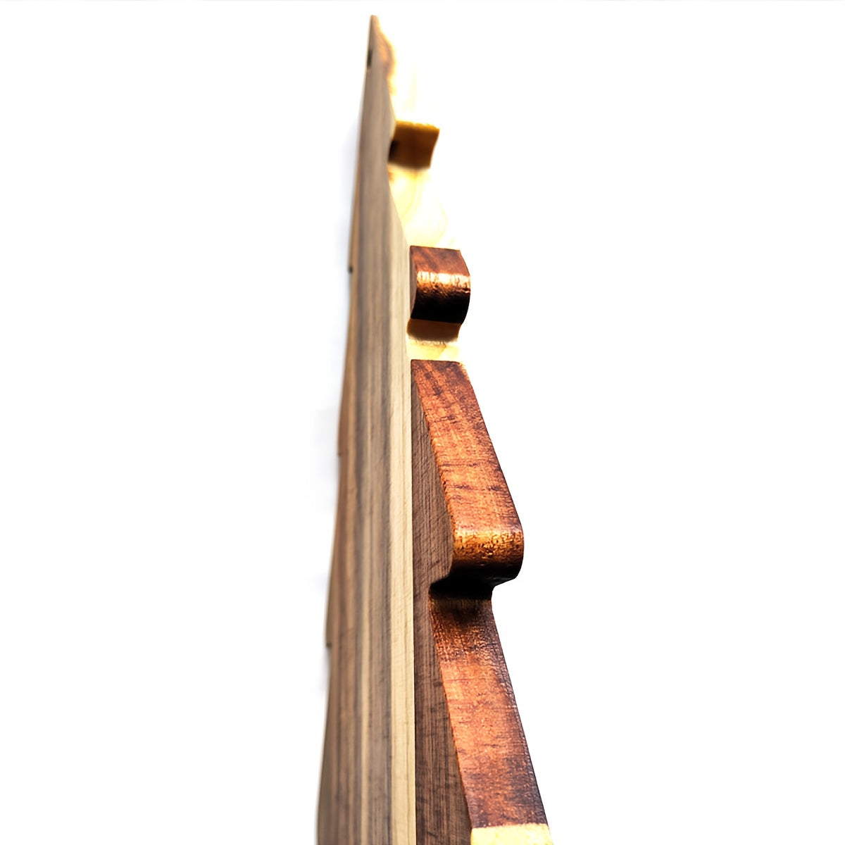 Drevený servírovací podnos – tvar vianočného stromčeka