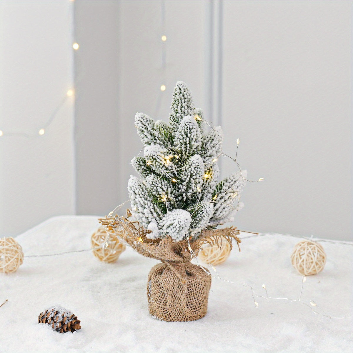 Umelý vianočný stromček – 28cm a 40cm