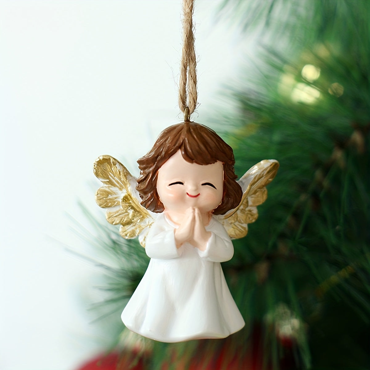 Prívesok anjela – modliaci sa